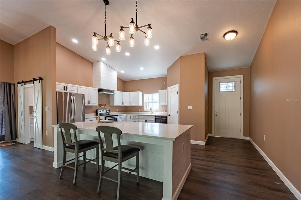 На продажу: $549,000 (3 спален, 2 ванн, 2635 Квадратных фут)