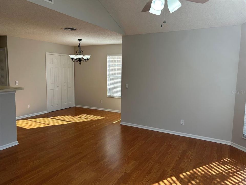 En Renta: $1,550 (2 camas, 2 baños, 1036 Pies cuadrados)