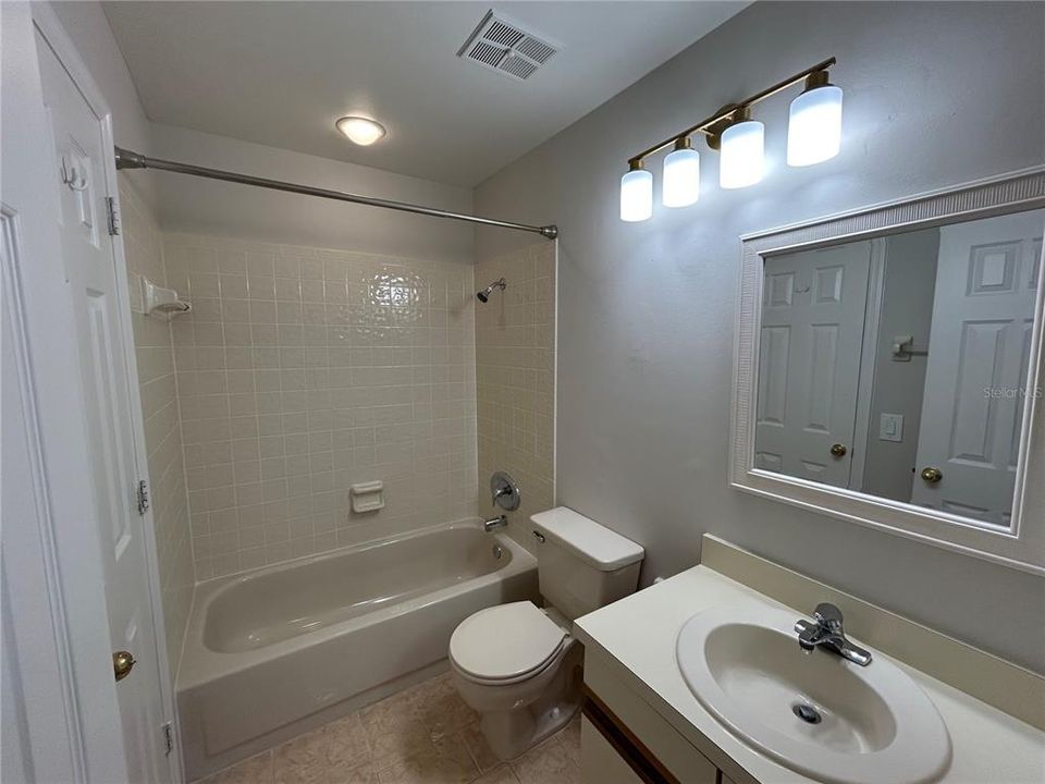 En Renta: $1,550 (2 camas, 2 baños, 1036 Pies cuadrados)