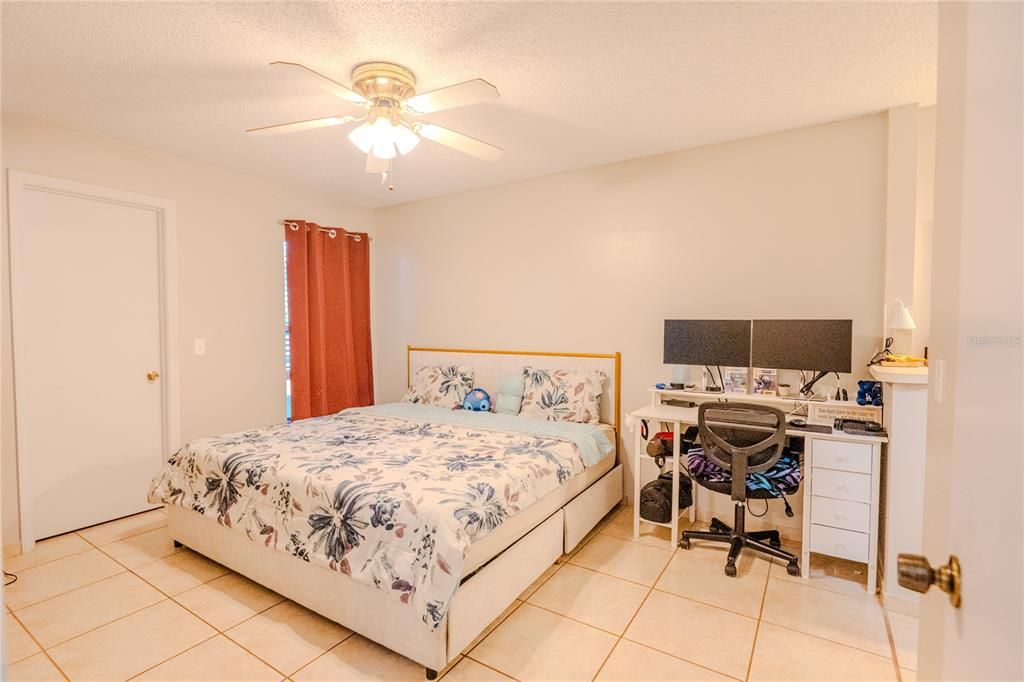 En Venta: $215,000 (2 camas, 2 baños, 938 Pies cuadrados)