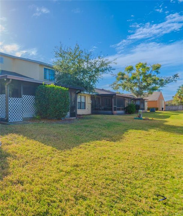 En Venta: $215,000 (2 camas, 2 baños, 938 Pies cuadrados)