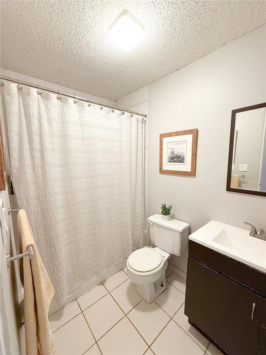 Под контрактом: $285,000 (3 спален, 2 ванн, 1851 Квадратных фут)