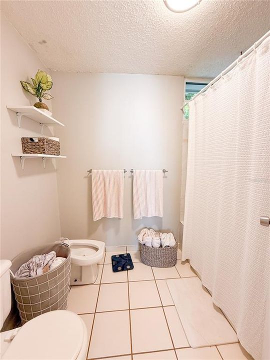 Под контрактом: $285,000 (3 спален, 2 ванн, 1851 Квадратных фут)