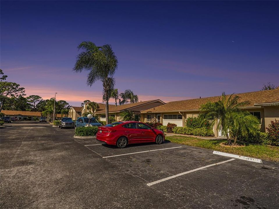 待售: $289,900 (2 贝兹, 2 浴室, 874 平方英尺)