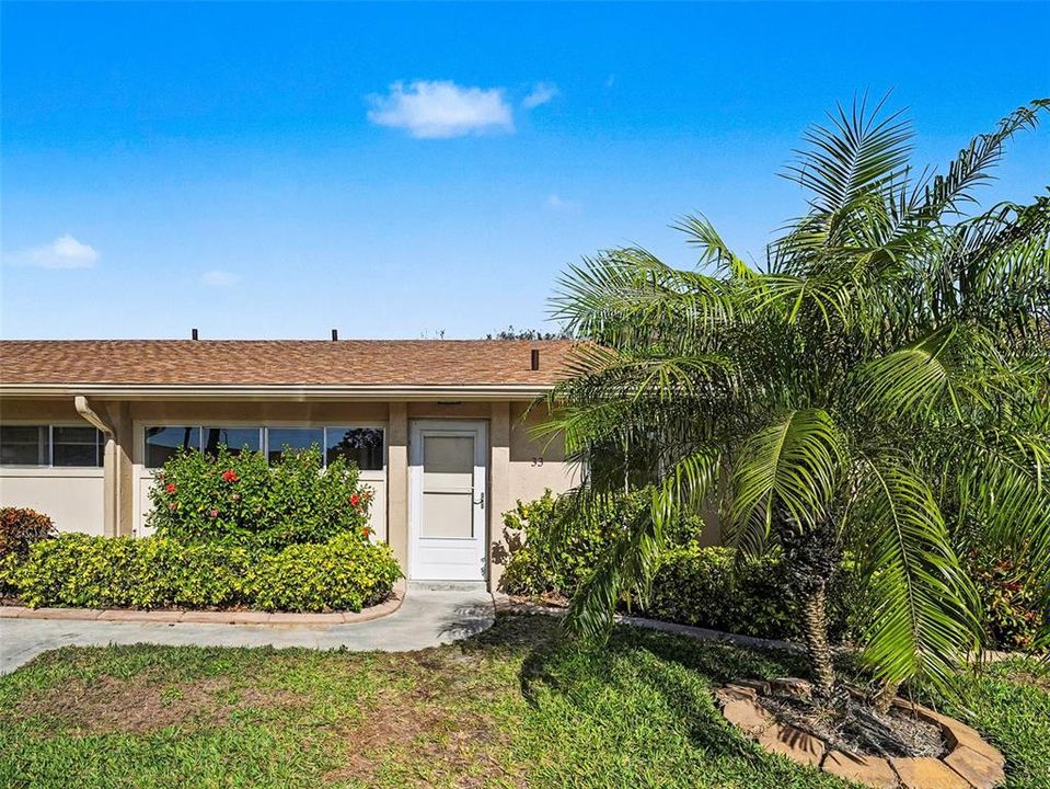 待售: $289,900 (2 贝兹, 2 浴室, 874 平方英尺)