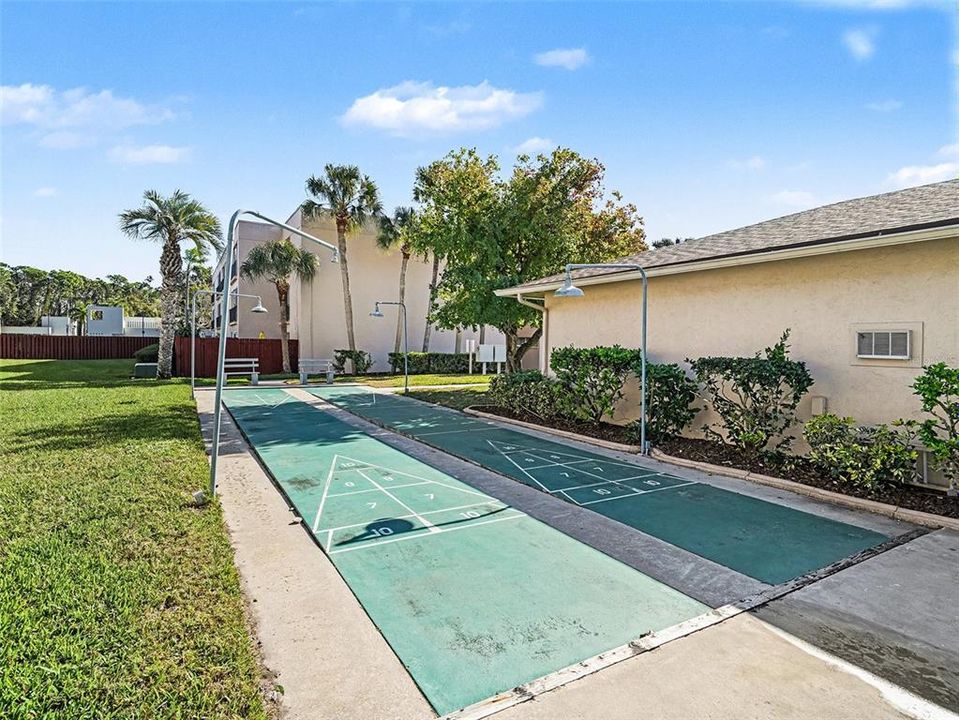 待售: $289,900 (2 贝兹, 2 浴室, 874 平方英尺)