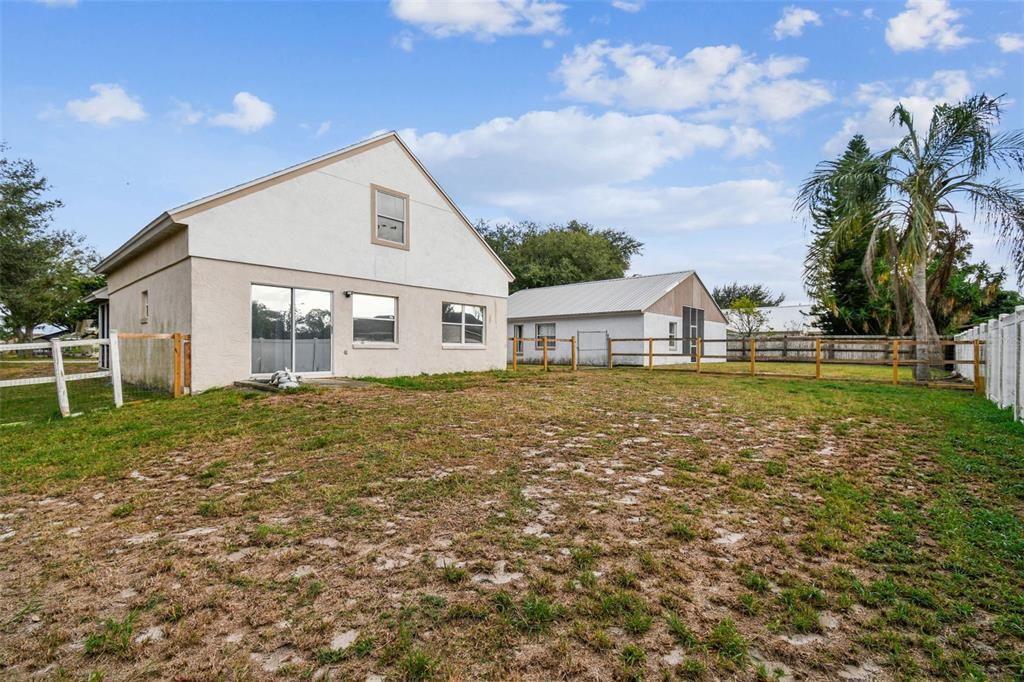 For Sale: $237,500 (3 beds, 2 baths, 1420 Square Feet)