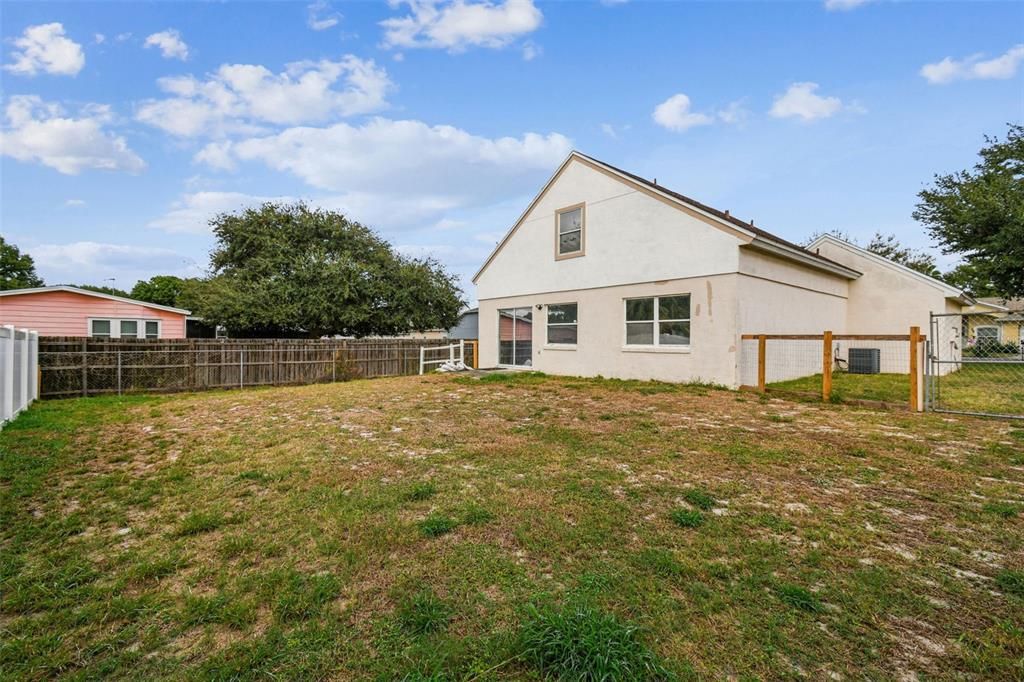 For Sale: $237,500 (3 beds, 2 baths, 1420 Square Feet)