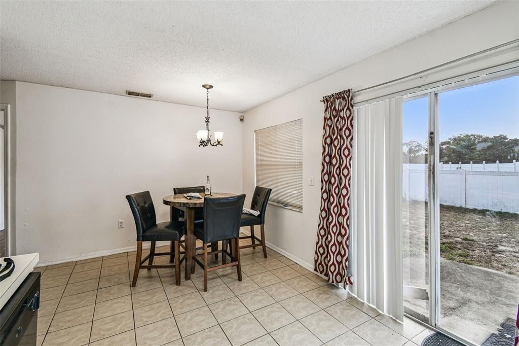 For Sale: $237,500 (3 beds, 2 baths, 1420 Square Feet)
