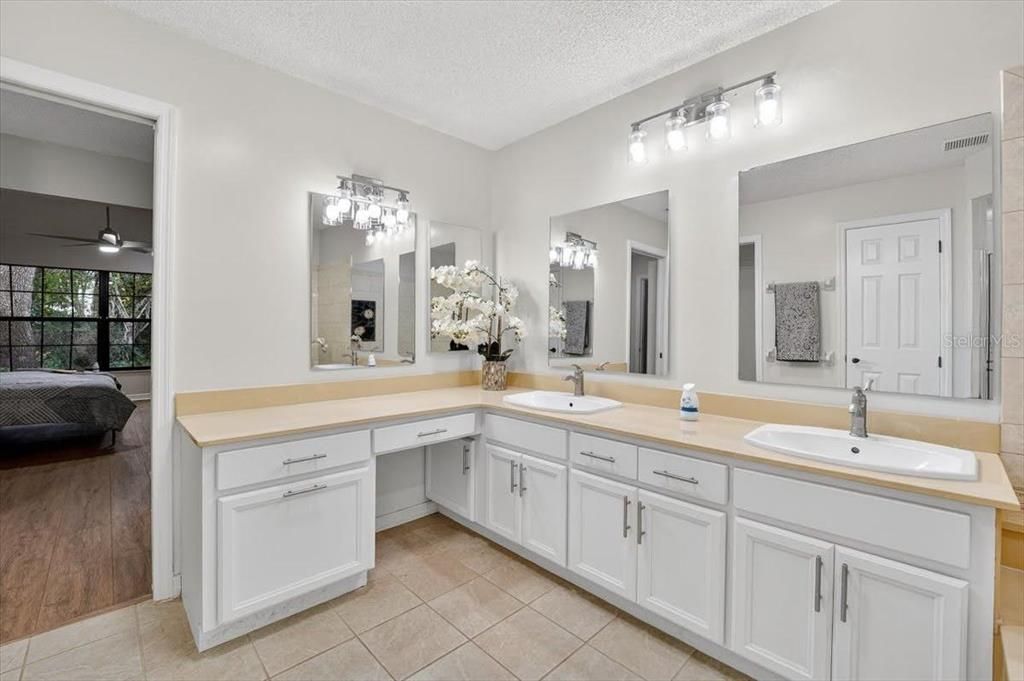 For Sale: $359,990 (3 beds, 2 baths, 2008 Square Feet)