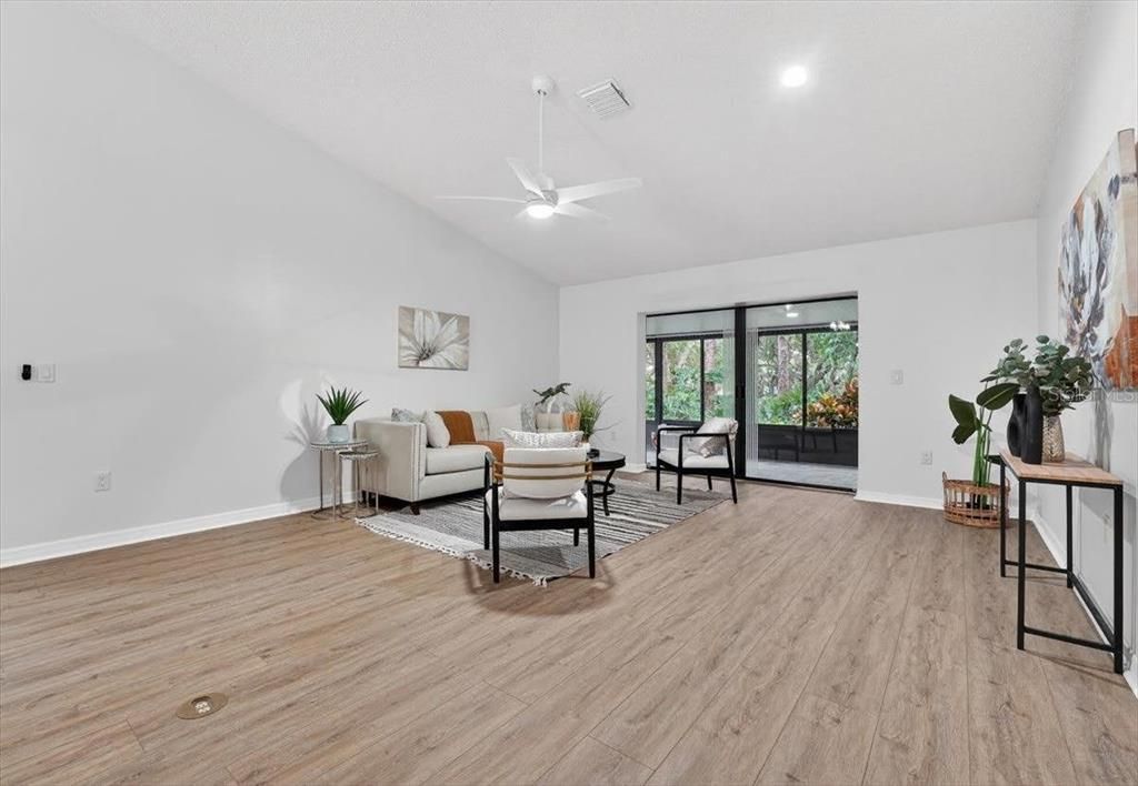 For Sale: $359,990 (3 beds, 2 baths, 2008 Square Feet)