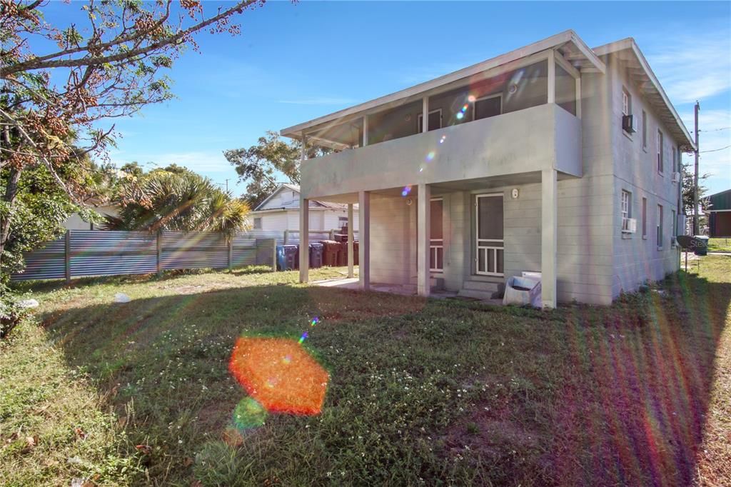 出租: $975 (1 贝兹, 1 浴室, 432 平方英尺)