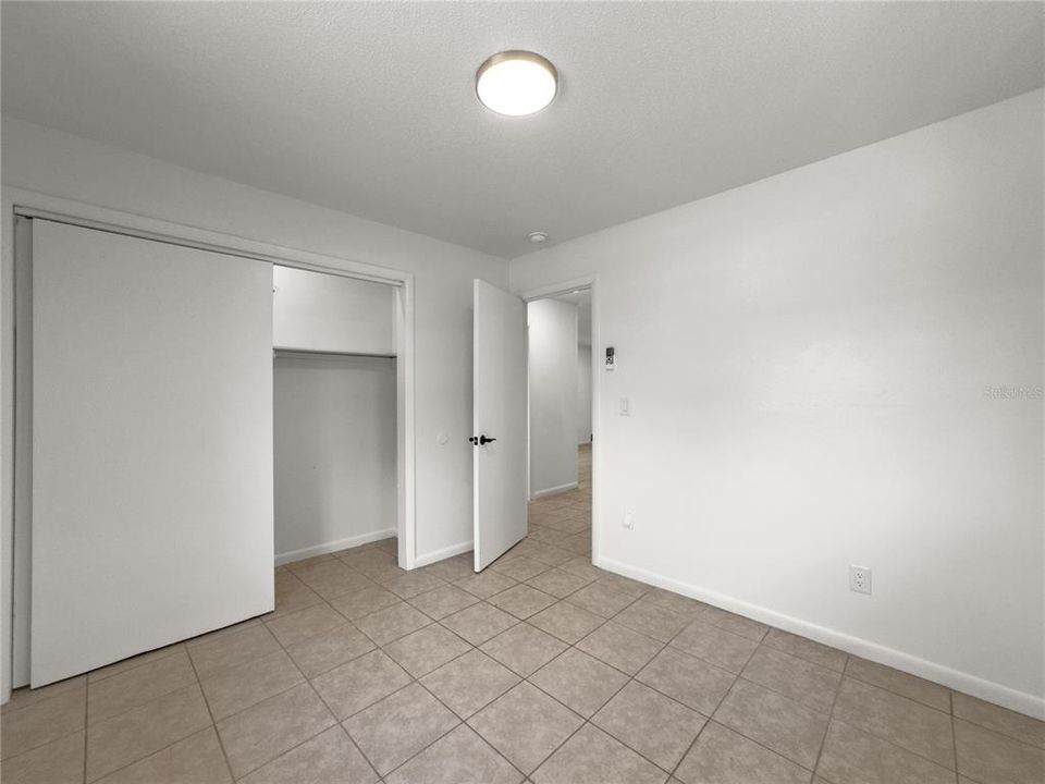 En Renta: $1,325 (2 camas, 1 baños, 1000 Pies cuadrados)