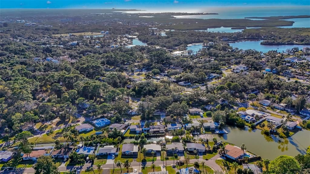 待售: $215,000 (2 贝兹, 1 浴室, 744 平方英尺)