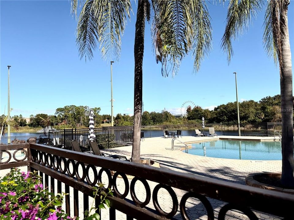 На продажу: $235,000 (2 спален, 2 ванн, 1003 Квадратных фут)