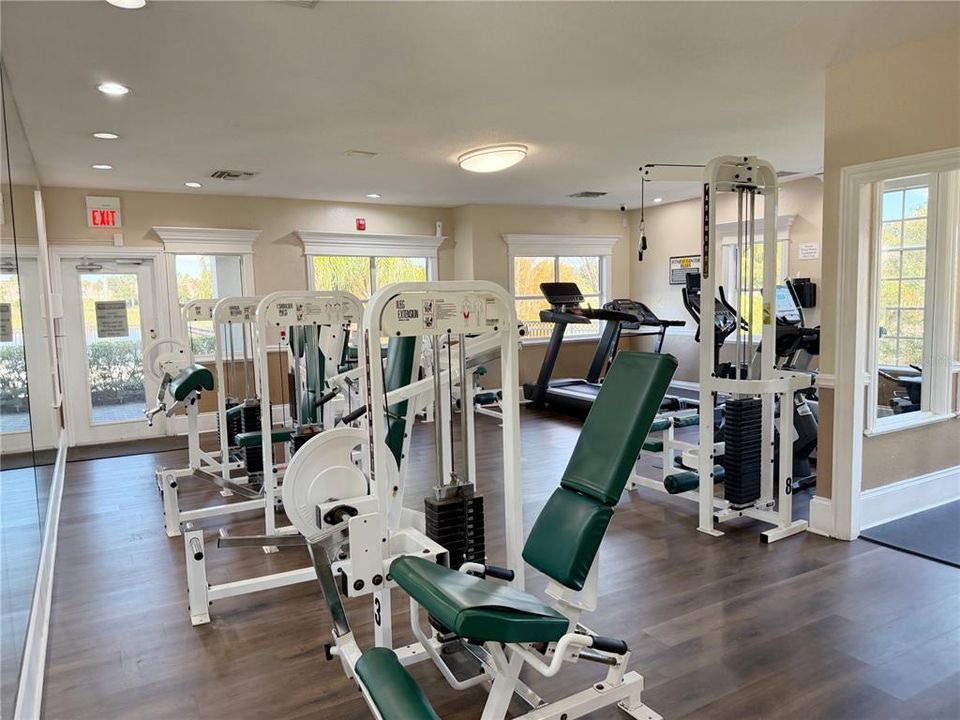 На продажу: $235,000 (2 спален, 2 ванн, 1003 Квадратных фут)