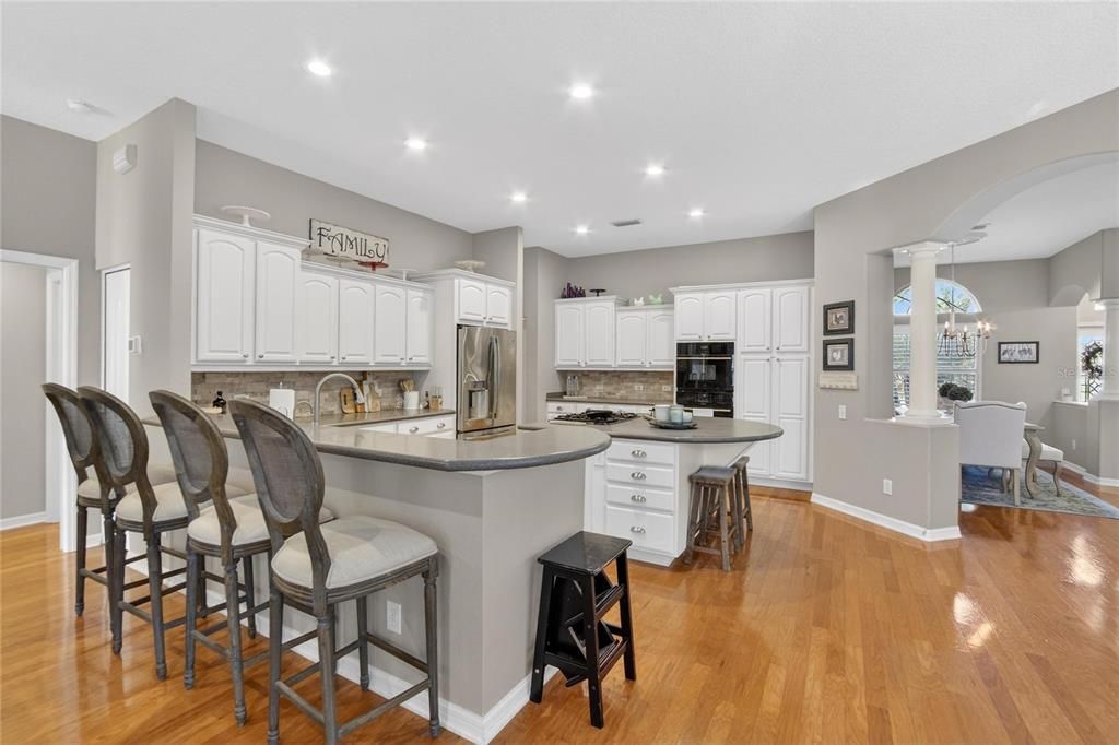 For Sale: $728,900 (4 beds, 3 baths, 3021 Square Feet)