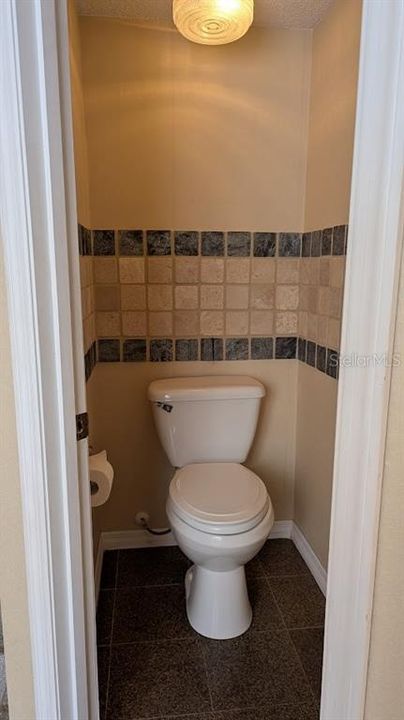 На продажу: $411,000 (3 спален, 2 ванн, 1687 Квадратных фут)