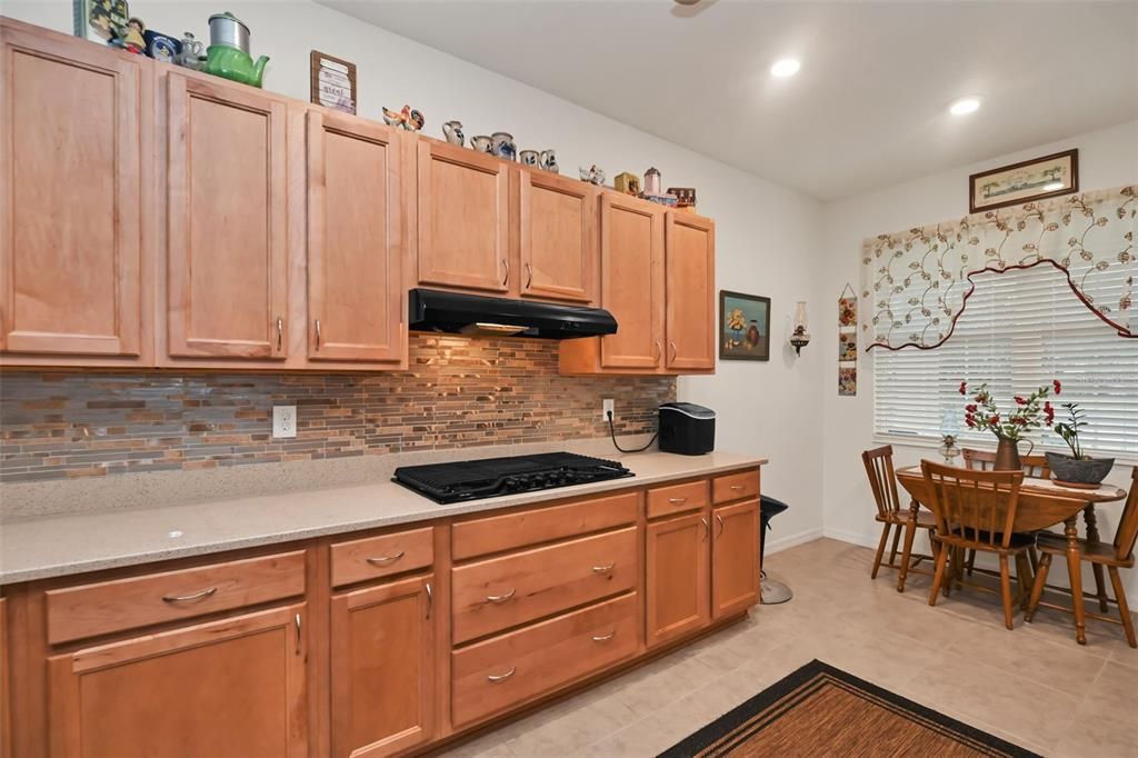 For Sale: $270,000 (2 beds, 2 baths, 1495 Square Feet)