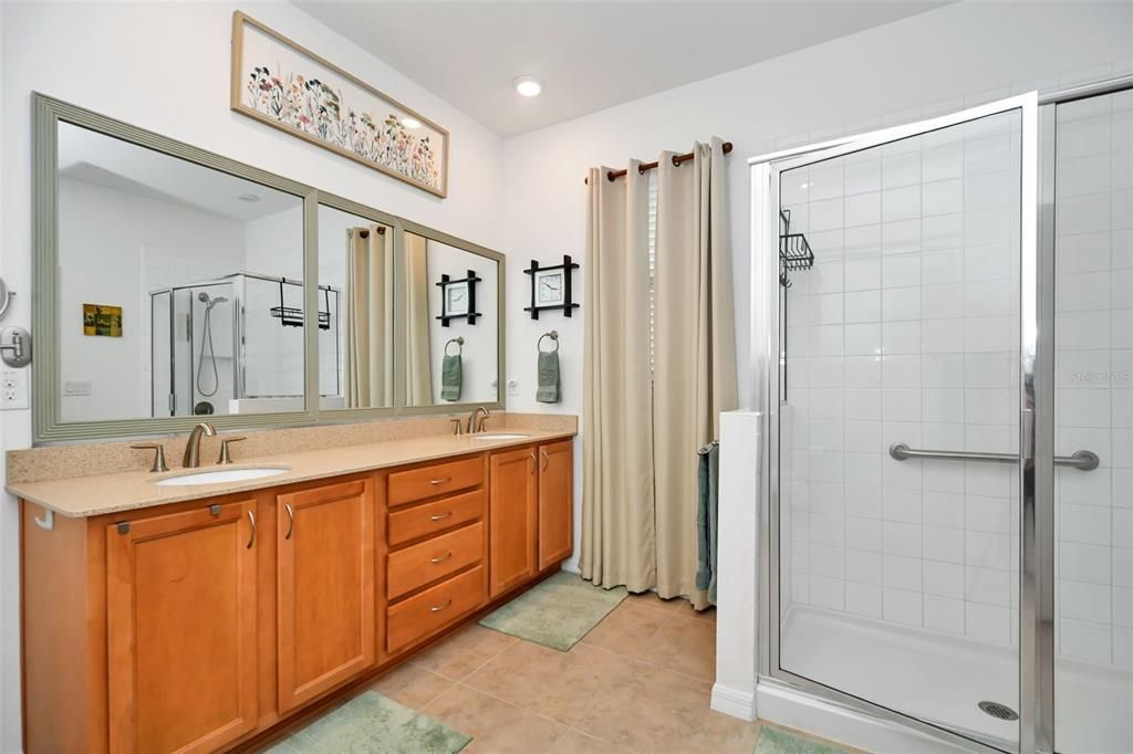 For Sale: $270,000 (2 beds, 2 baths, 1495 Square Feet)