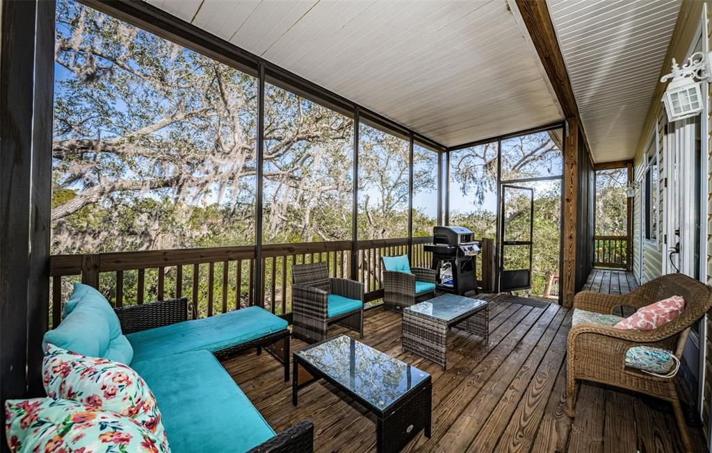 For Sale: $549,945 (4 beds, 2 baths, 2162 Square Feet)