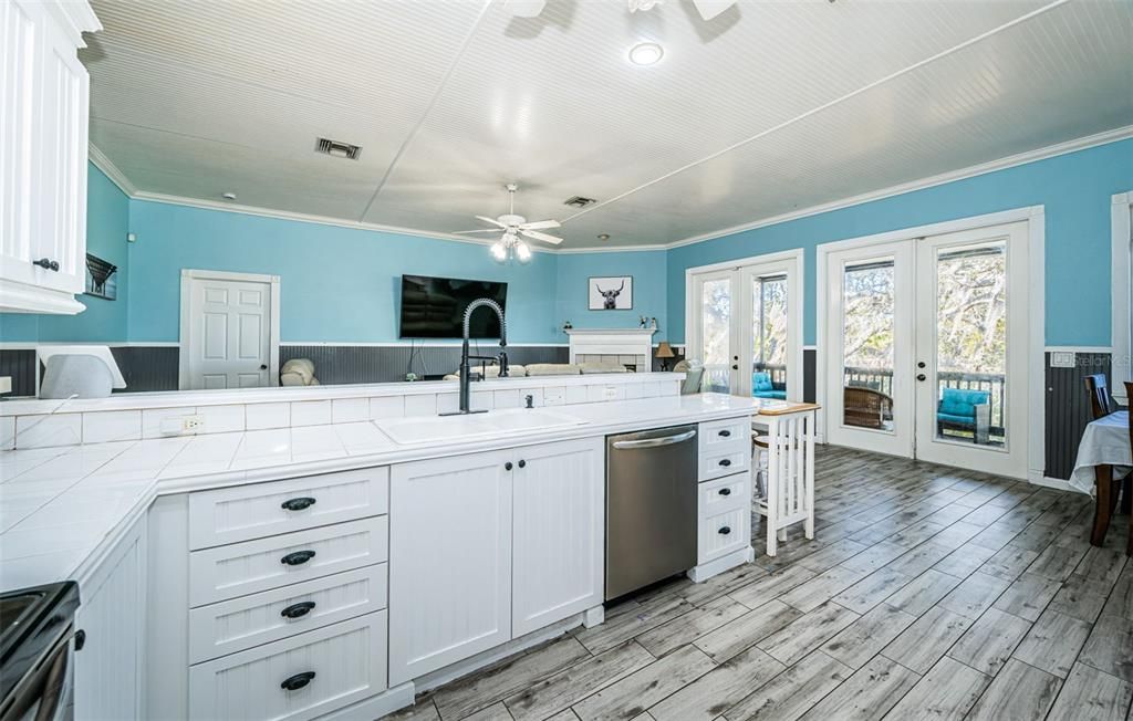 For Sale: $549,945 (4 beds, 2 baths, 2162 Square Feet)