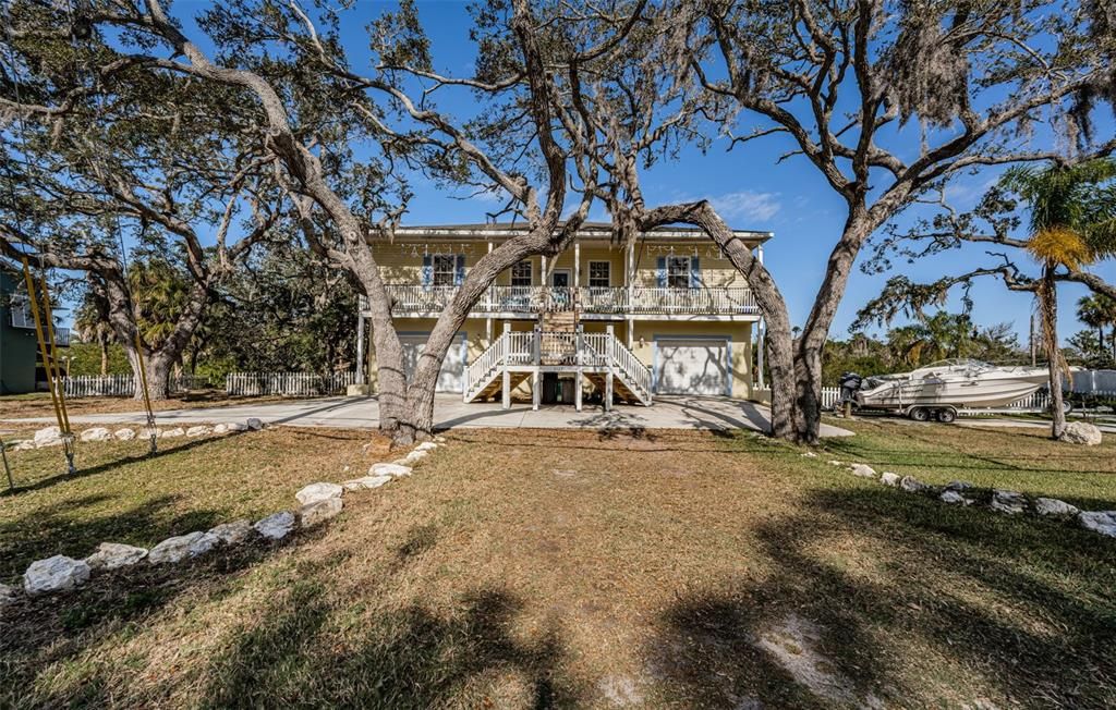 For Sale: $549,945 (4 beds, 2 baths, 2162 Square Feet)