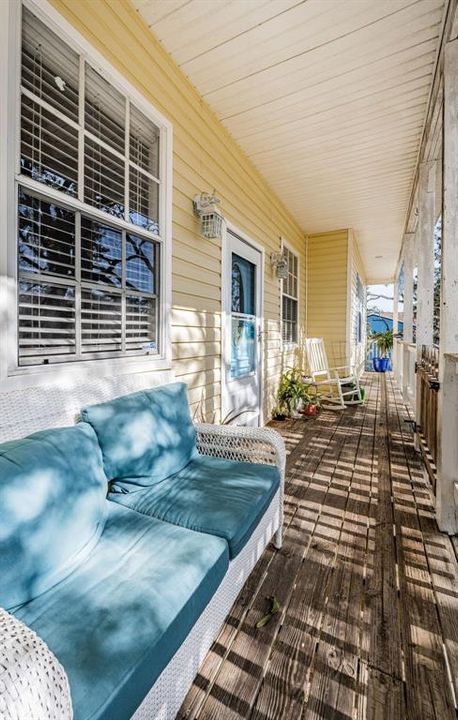 For Sale: $549,945 (4 beds, 2 baths, 2162 Square Feet)