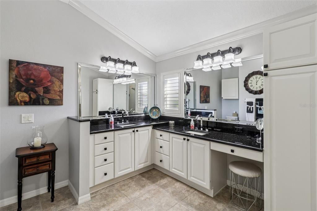 待售: $575,000 (3 贝兹, 2 浴室, 2350 平方英尺)