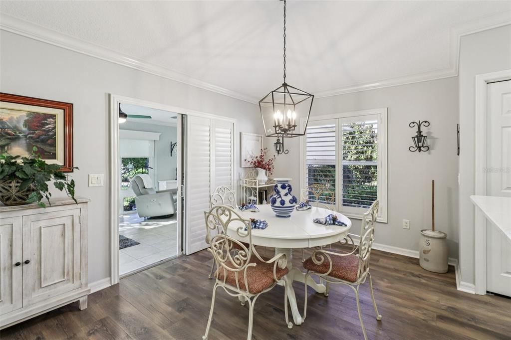 待售: $575,000 (3 贝兹, 2 浴室, 2350 平方英尺)