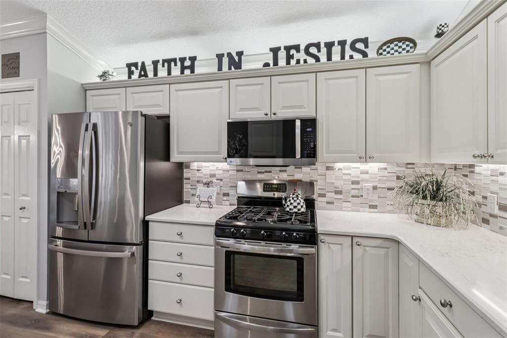 待售: $575,000 (3 贝兹, 2 浴室, 2350 平方英尺)