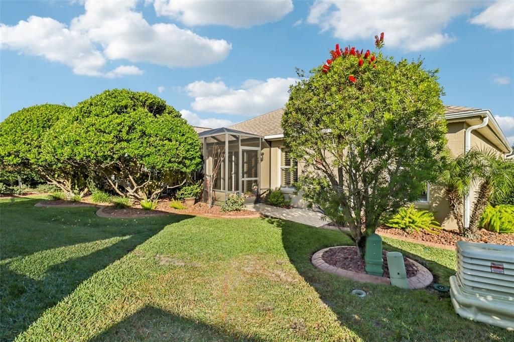 待售: $575,000 (3 贝兹, 2 浴室, 2350 平方英尺)