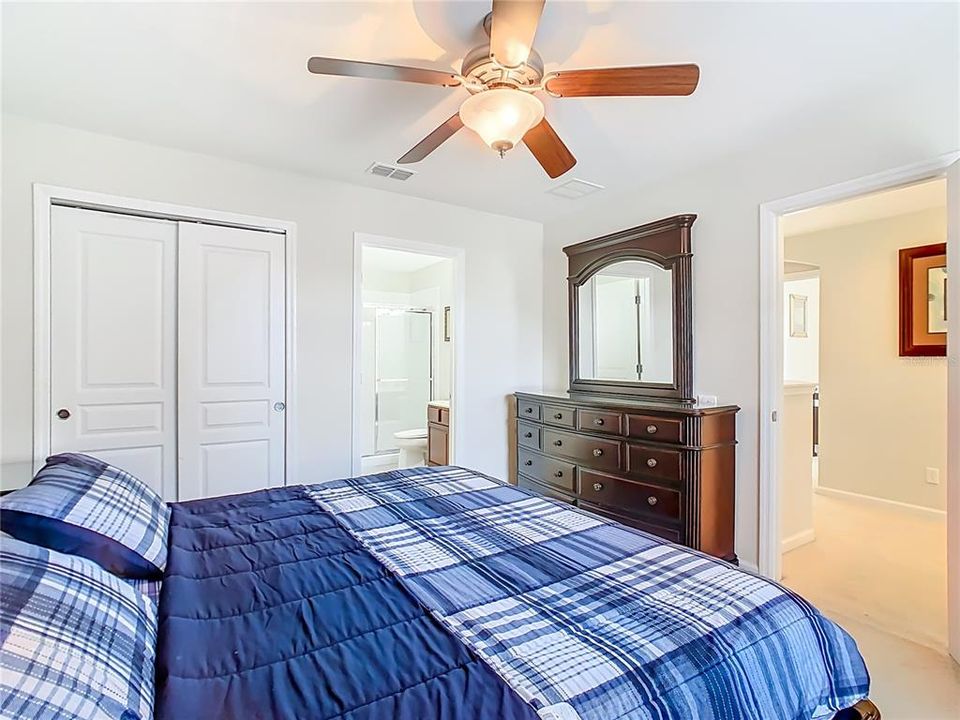 En Venta: $619,000 (6 camas, 4 baños, 2812 Pies cuadrados)