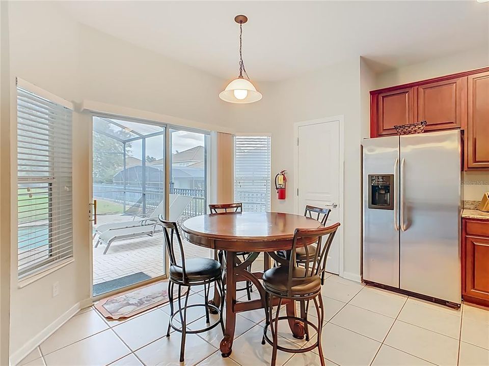 En Venta: $619,000 (6 camas, 4 baños, 2812 Pies cuadrados)