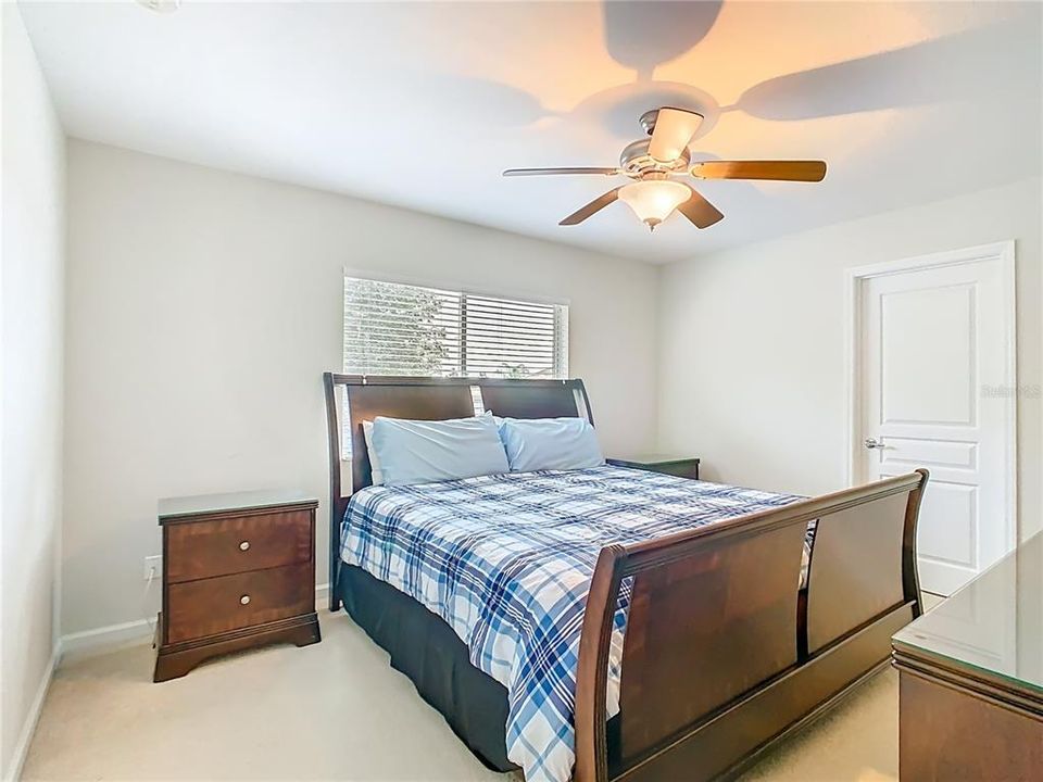 En Venta: $619,000 (6 camas, 4 baños, 2812 Pies cuadrados)