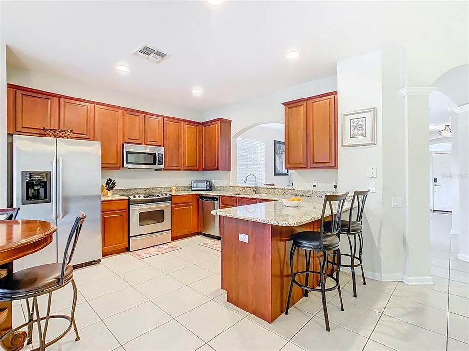 En Venta: $619,000 (6 camas, 4 baños, 2812 Pies cuadrados)