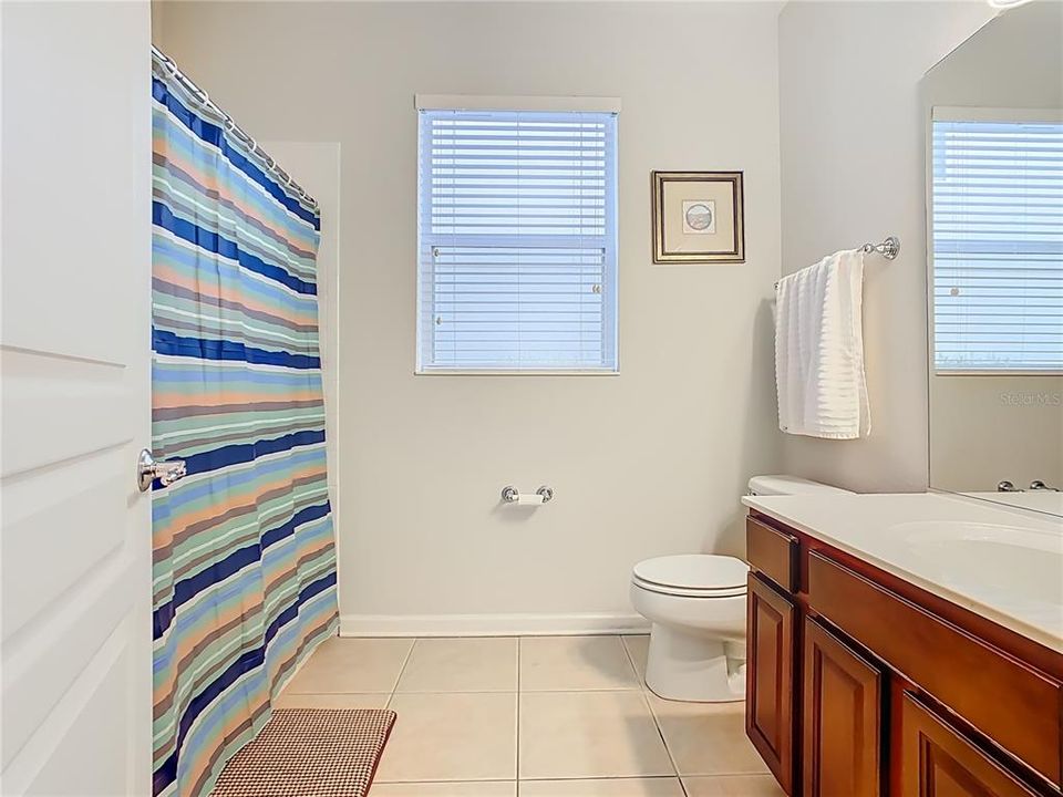 En Venta: $619,000 (6 camas, 4 baños, 2812 Pies cuadrados)