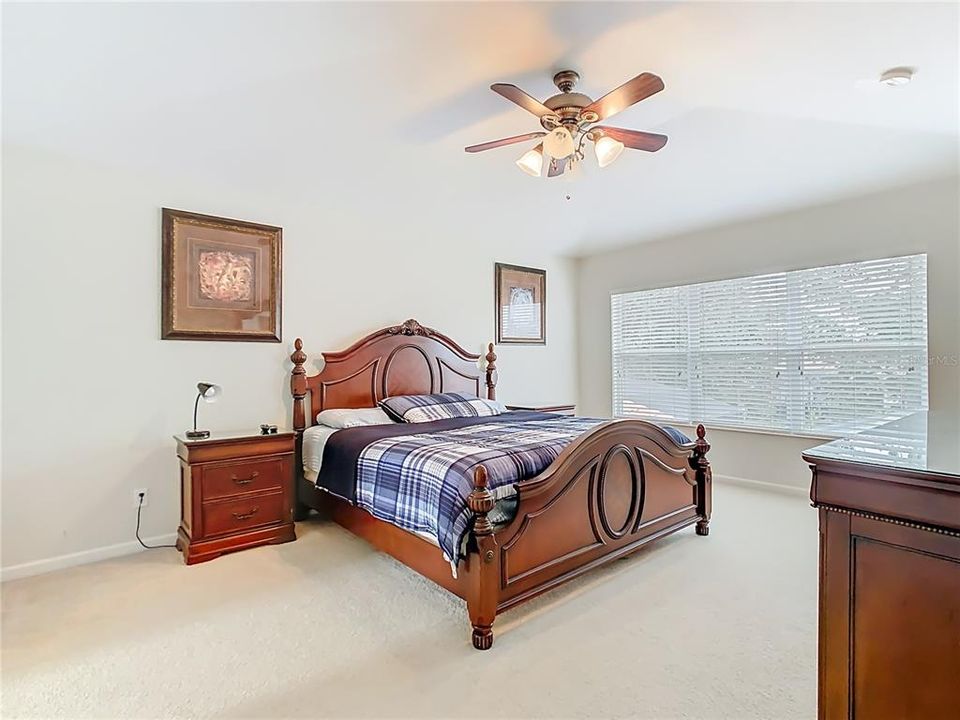 En Venta: $619,000 (6 camas, 4 baños, 2812 Pies cuadrados)