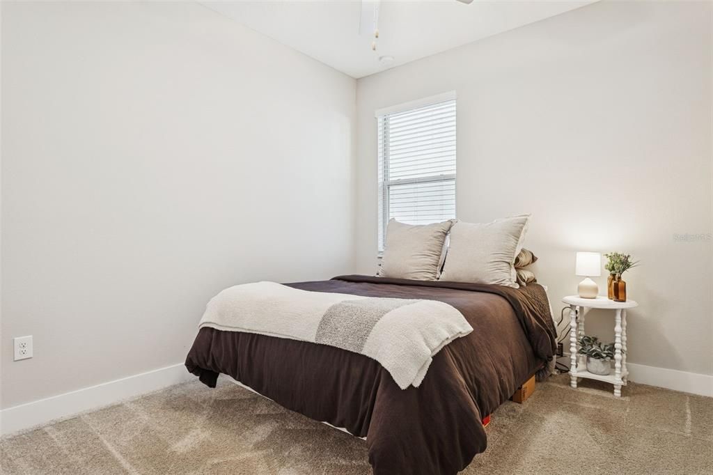 For Sale: $415,000 (3 beds, 2 baths, 1614 Square Feet)