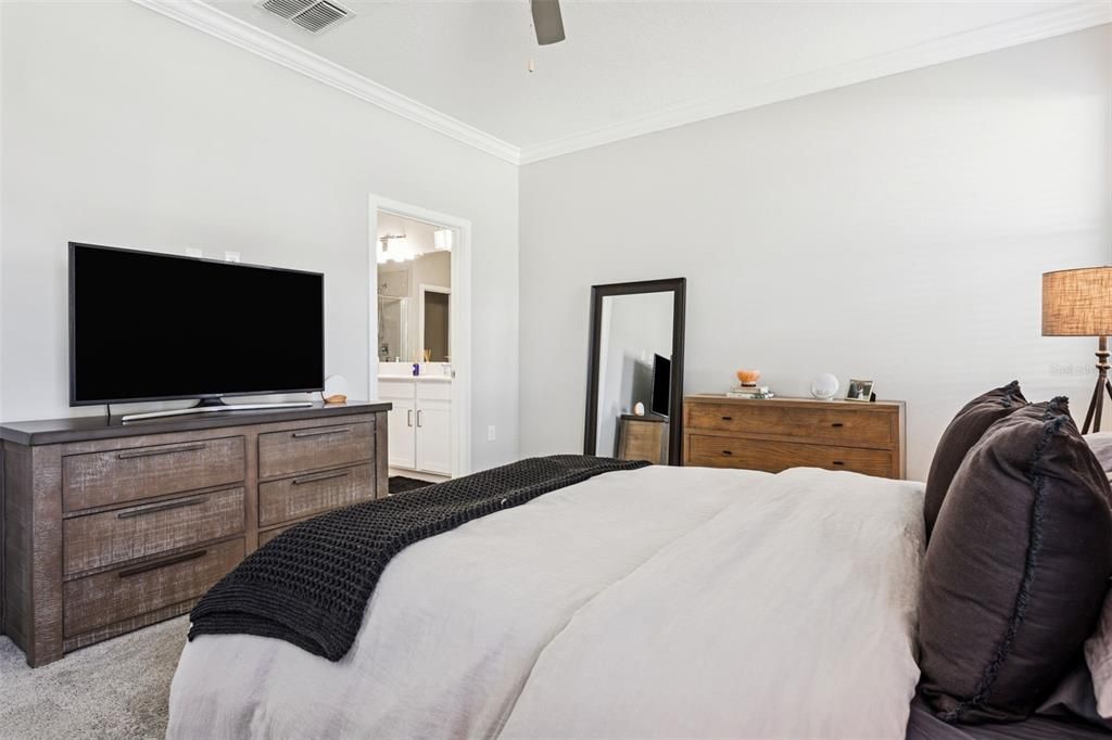 For Sale: $415,000 (3 beds, 2 baths, 1614 Square Feet)