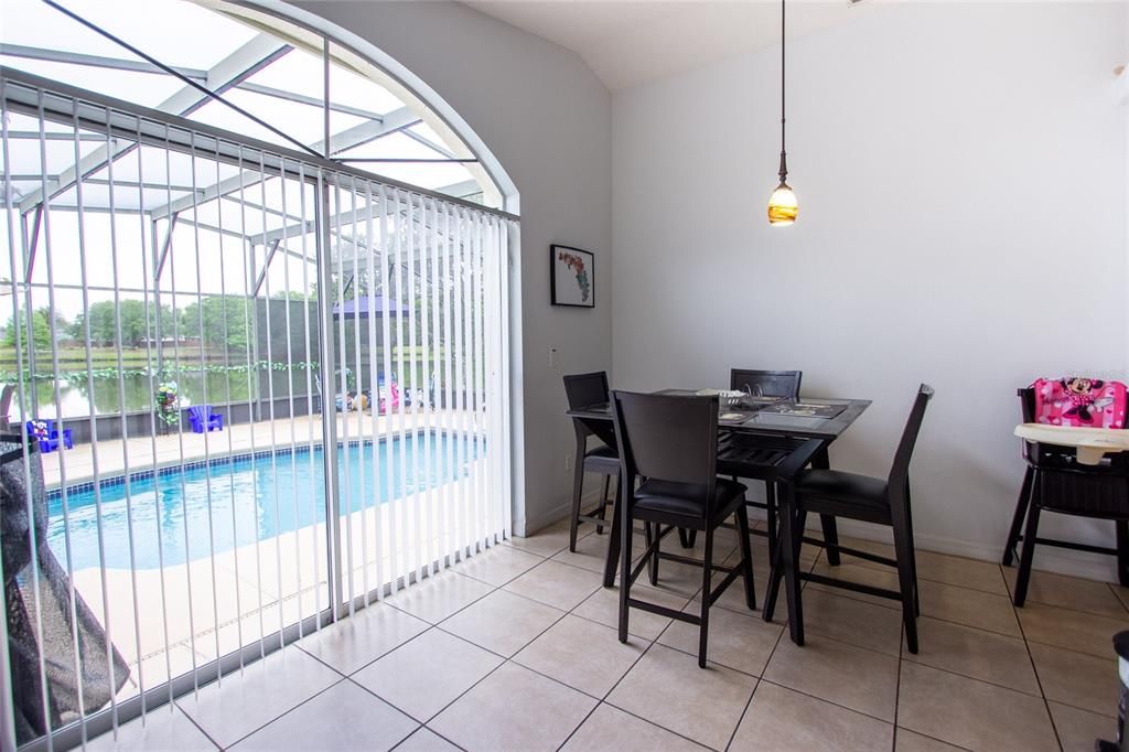 En Renta: $2,700 (3 camas, 3 baños, 1206 Pies cuadrados)