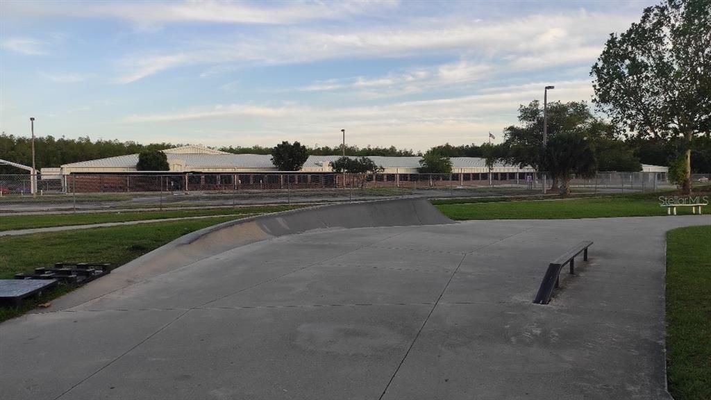 En Renta: $2,700 (3 camas, 3 baños, 1206 Pies cuadrados)