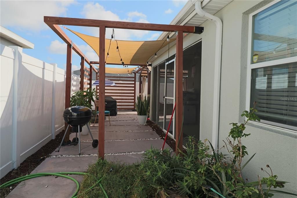 For Sale: $280,000 (3 beds, 2 baths, 1513 Square Feet)