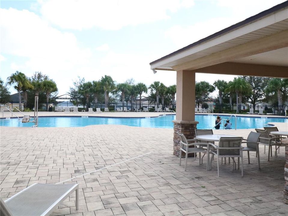 For Sale: $280,000 (3 beds, 2 baths, 1513 Square Feet)