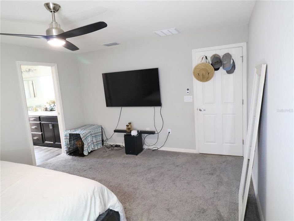 For Sale: $280,000 (3 beds, 2 baths, 1513 Square Feet)