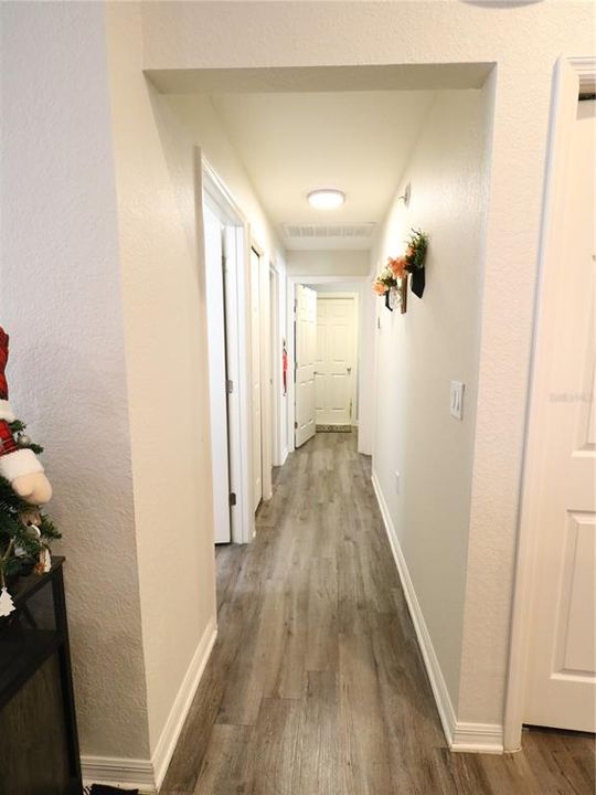 For Sale: $280,000 (3 beds, 2 baths, 1513 Square Feet)