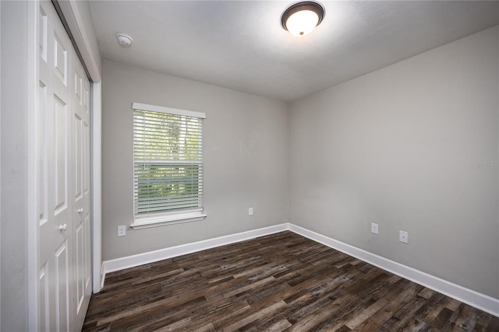 For Sale: $325,000 (3 beds, 2 baths, 1397 Square Feet)