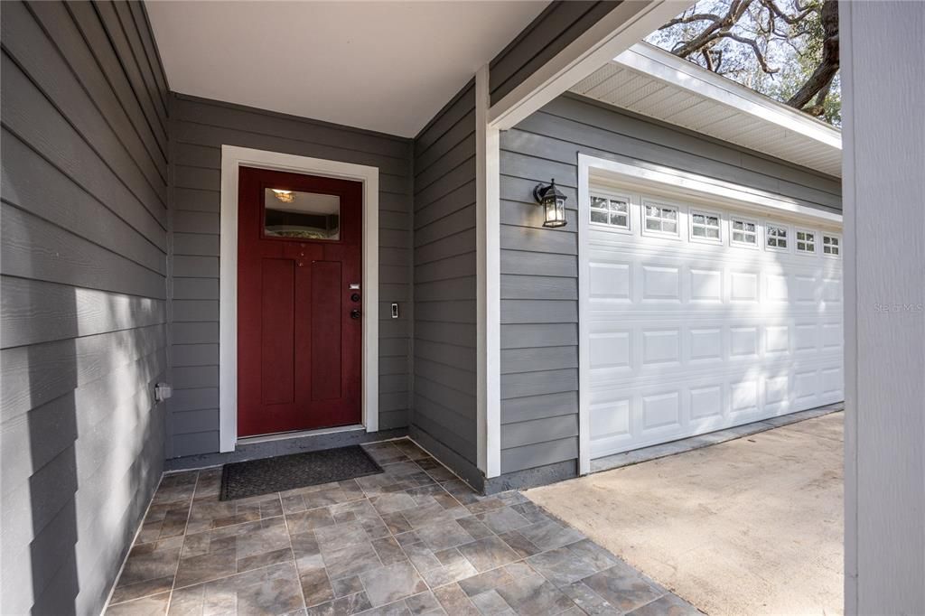 For Sale: $325,000 (3 beds, 2 baths, 1397 Square Feet)