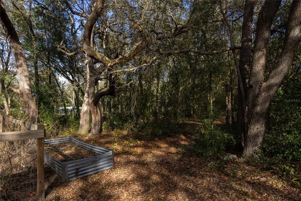 For Sale: $325,000 (3 beds, 2 baths, 1397 Square Feet)