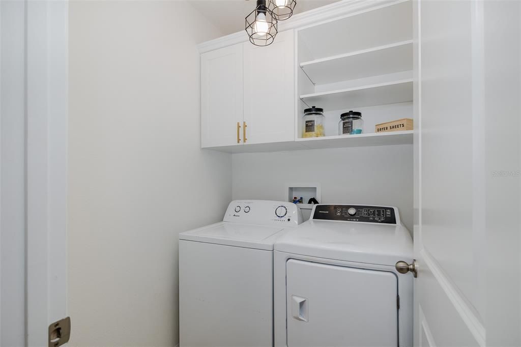 На продажу: $450,000 (4 спален, 2 ванн, 2007 Квадратных фут)